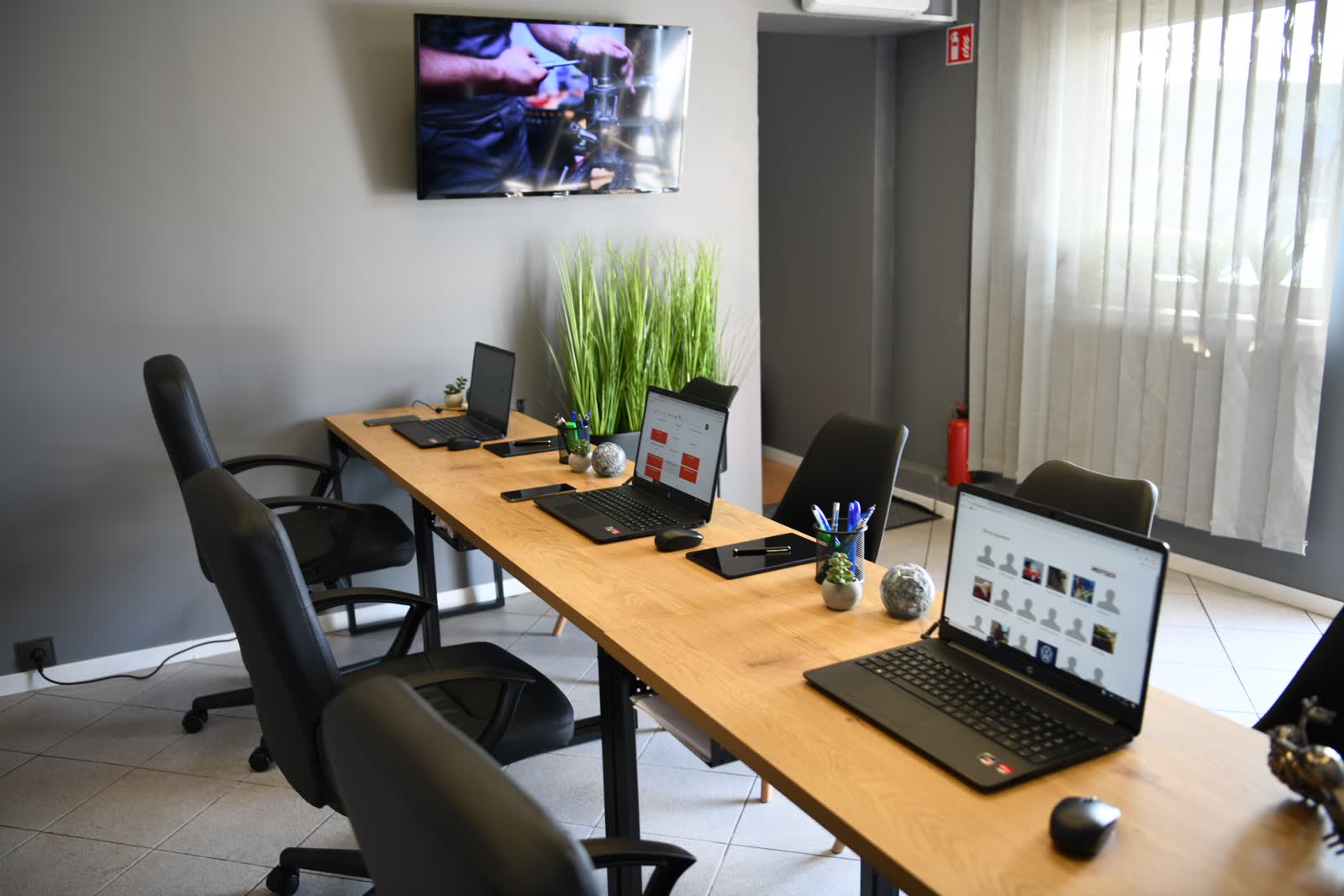 Arval Center MOTOER - obsługa kierowców z Bytomia (hala serwisowa)