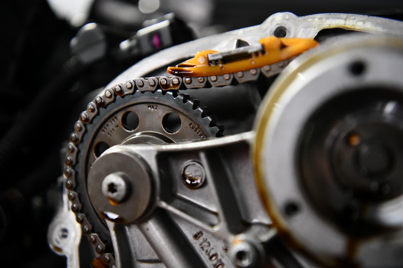 Arval Center MOTOER - serwis marki Tesla (hala serwisowa)